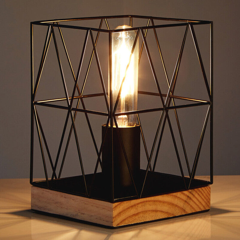 Black Metal Table Lamp | Bode