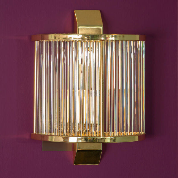 Wall Light with Gold Finish | Salasco
