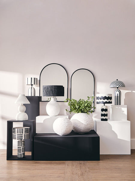 Black and White Papier Mache Table Lamp with Geometric Lines | Carta
