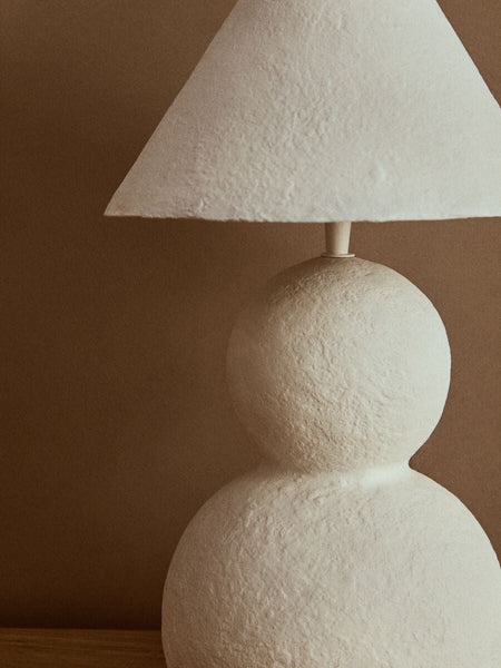 White Papier Mache Table Lamp | Carta