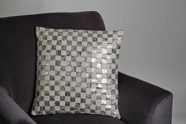 Bosie Kensington Townhouse Square Ivory And Silver Check Cushion