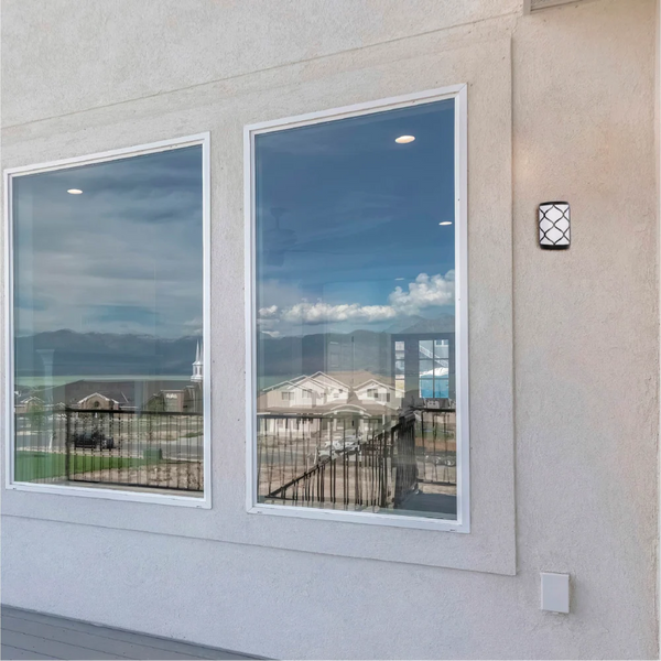 Arabesque Black Plastic LED Outdoor Wall Light 15W Cool White