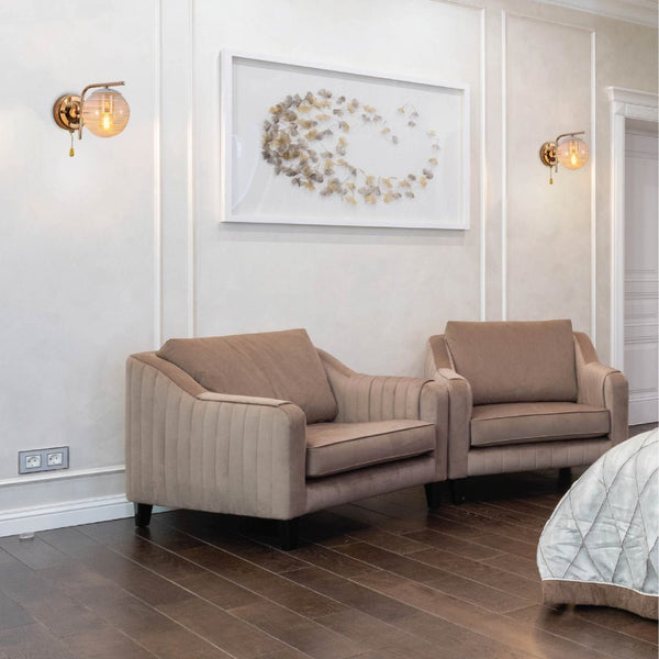 Clear Textured Globe Gold Wall Light E27 Pull Down Switch