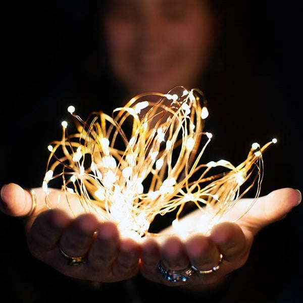 Mensa 2 Sets of Micro-LED 100 LEDs 10m with Battery Pack & USB Cable Warm White LED String Fairy Light