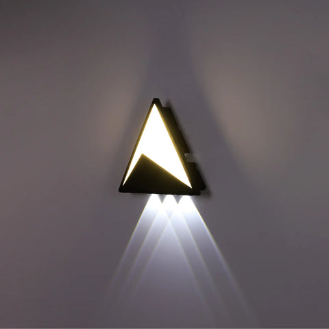 Pyramid Modern Plastic LED Outdoor Wall Light 15W Cool White