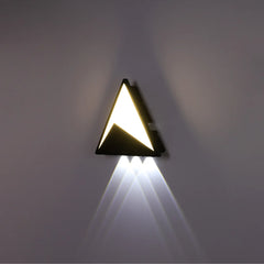 Pyramid Modern Plastic LED Outdoor Wall Light 15W Cool White