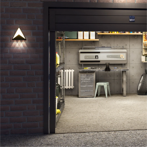 Pyramid Modern Plastic LED Outdoor Wall Light 15W Cool White
